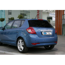 KIA Ceed (2010-2012) Накладка над номером на багажник