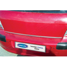 Peugeot 308 5D (2007-2013) Кромка крышки багажника нижняя