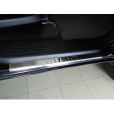Toyota Hilux 2005-2015 Накладки на порожки 4шт