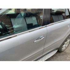 Mercedes ML 164 2005-2011 Молдинги стекол нижние 4шт