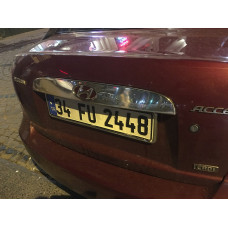 Hyundai Accent 2006-2010 Накладка над номером