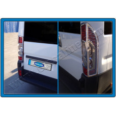 Fiat Ducato/Citroen Jumper/Peugeot Boxer 2006- Накладки на стопы изогнутые (пластик) 2шт