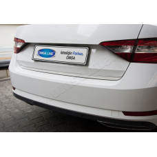 Skoda Superb (2016-) Кромка крышки багажника нижняя