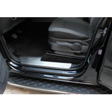 VW Amarok (2010-) Накладки на внутренние пороги 4шт